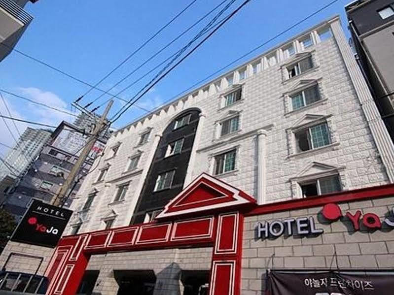 Hotel Yaja Dongnae Ciudad Metropolitana de Ciudad Metropolitana de Busan Exterior foto